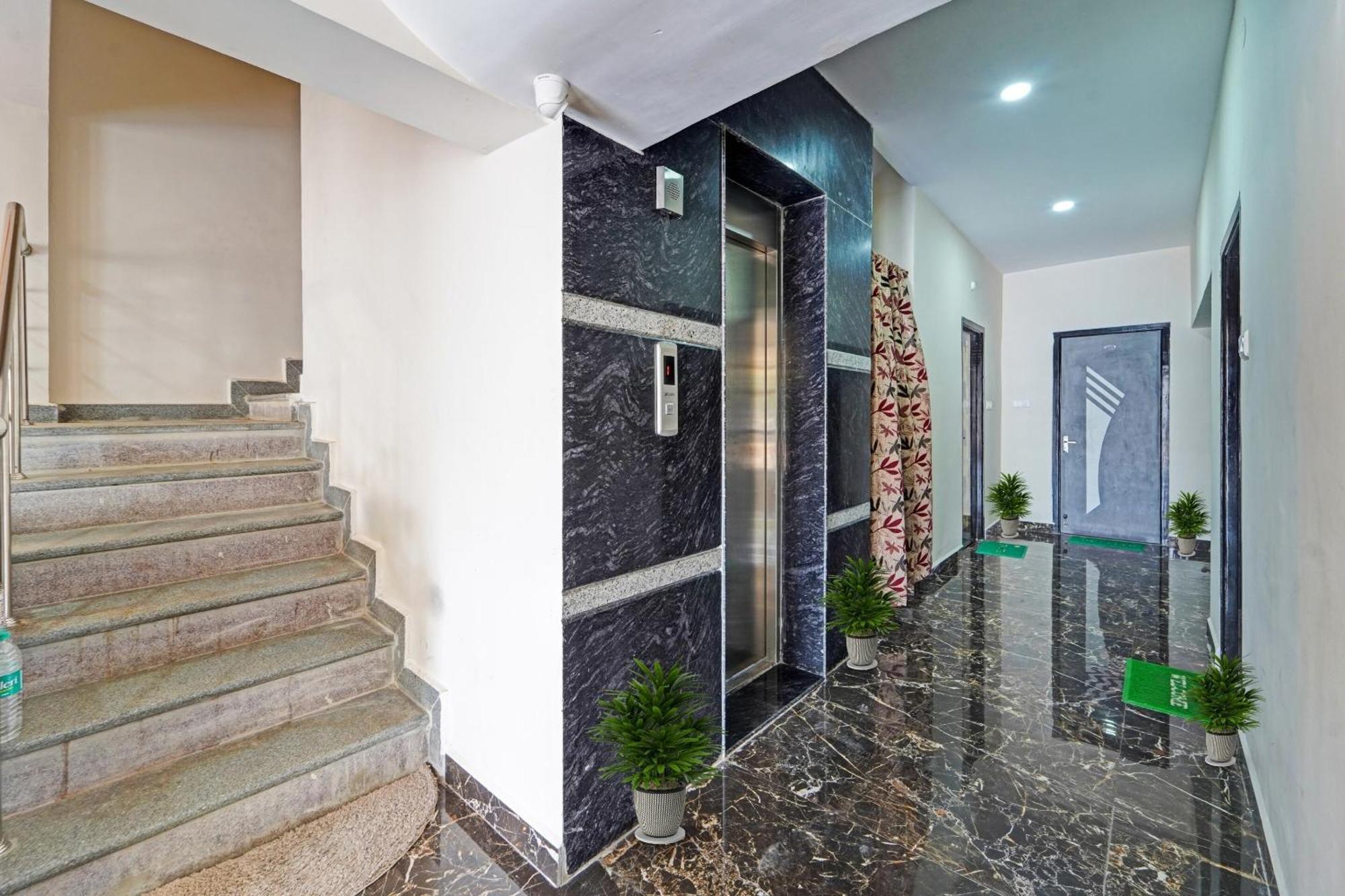 Capital O Lakshmi Residency Ξενοδοχείο Τιρουπάτι Εξωτερικό φωτογραφία